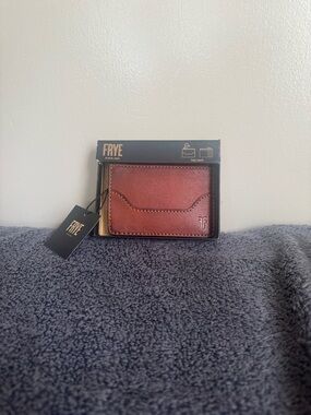 Frye Key/Card Holder Wallet (Cognac)
